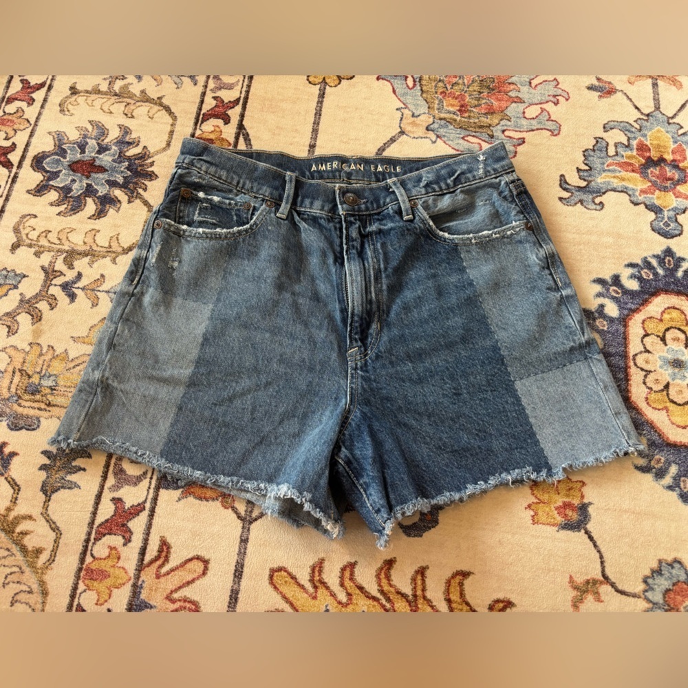 American Eagle Denim Colorblock Highest Rise 90s Boyfriend Shorts Womens Size 10
